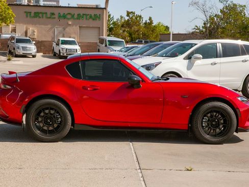 Used 2023 MAZDA MX-5 Miata Grand Touring RWD image 3