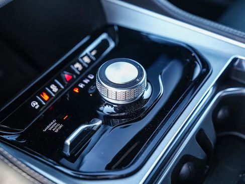 New 2026 Jeep Grand Wagoneer 4WD image 20