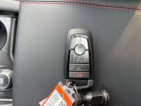 New 2026 Ford Explorer ST-Line w/ ST-Line Street Pack image 19