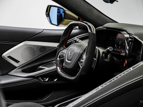 Used 2021 Chevrolet Corvette Stingray Premium Cpe w/ Z51 Performance Package RWD image 59