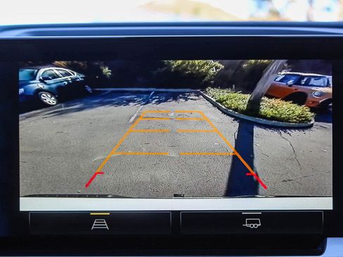 Used 2025 Chevrolet Silverado 1500 LT w/ Protection Package image 24