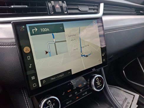 Used 2023 Jaguar F-PACE R-Dynamic S AWD/4WD image 17