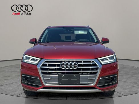 Used 2020 Audi Q5 2.0T Premium Plus w/ Premium Plus Package AWD/4WD image 2