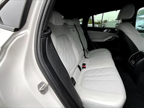 Used 2023 BMW X6 xDrive40i w/ Executive Package image 19