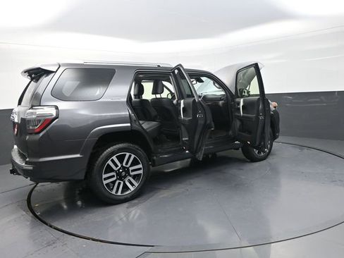 Used 2023 Toyota 4Runner Limited image 21