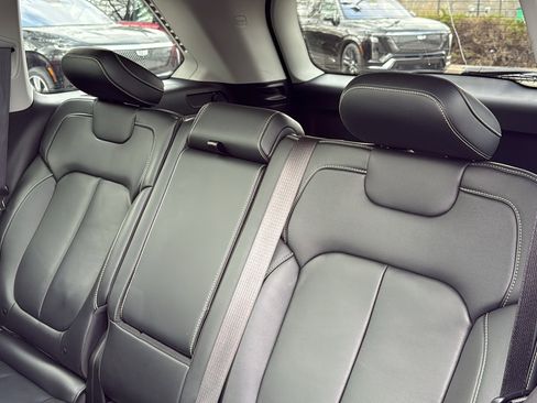 Used 2022 Jeep Grand Cherokee Limited image 29