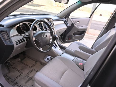 Used 2006 Toyota Highlander Sport FWD image 14