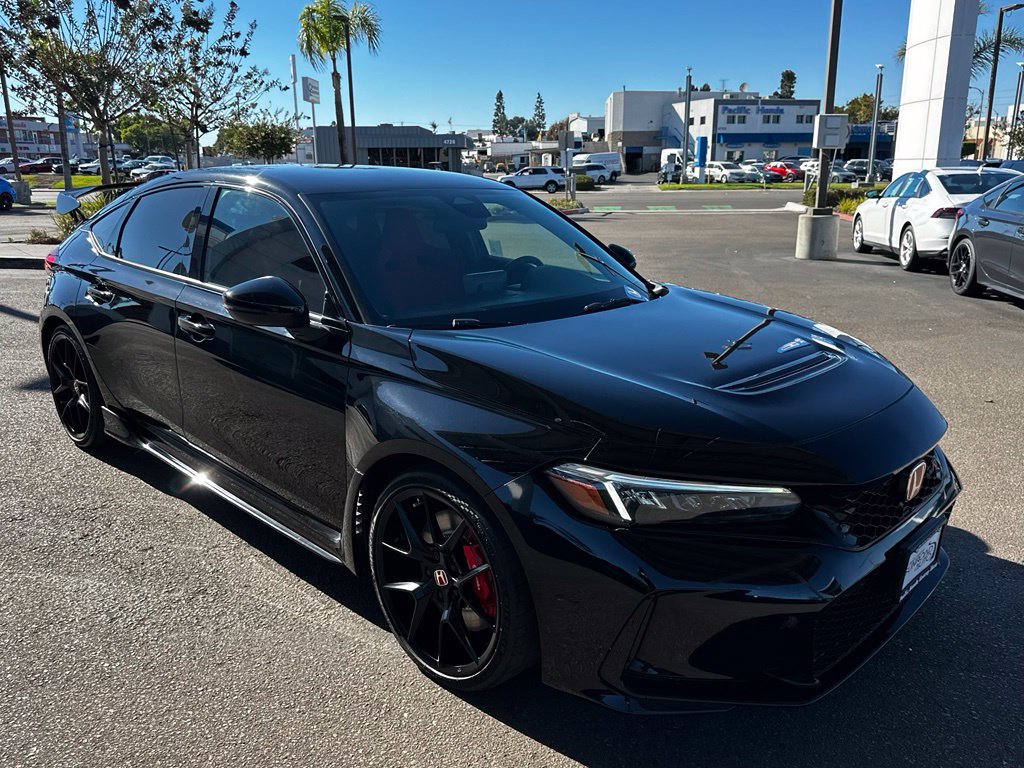 Used 2023 Honda Civic Type R image 8