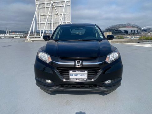 Used 2018 Honda HR-V EX image 3