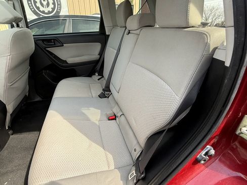 Used 2015 Subaru Forester 2.5i Premium w/ All-Weather Package AWD/4WD image 4