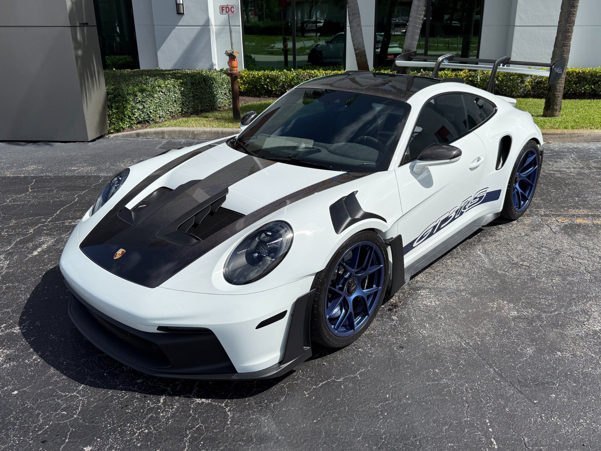 Used 2025 Porsche 911 GT3 RS RWD image 11