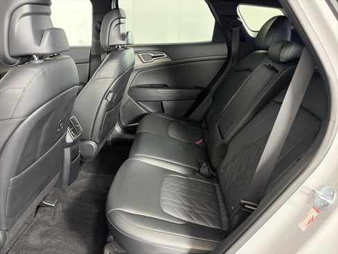 Certified 2025 Kia Sportage X-Line w/ Premium Package image 7