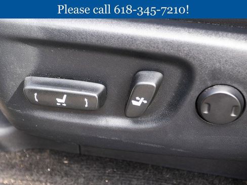 Used 2017 Toyota 4Runner SR5 Premium image 15