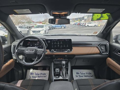 Used 2024 GMC Canyon AT4 w/ Technology Package image 14