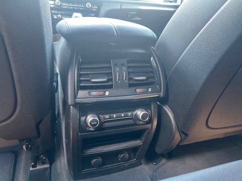Used 2018 BMW X5 sDrive35i RWD image 9