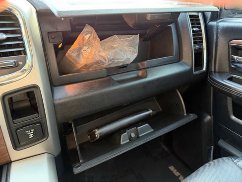 Used 2015 RAM 3500 Laramie w/ Cold Weather Group image 31