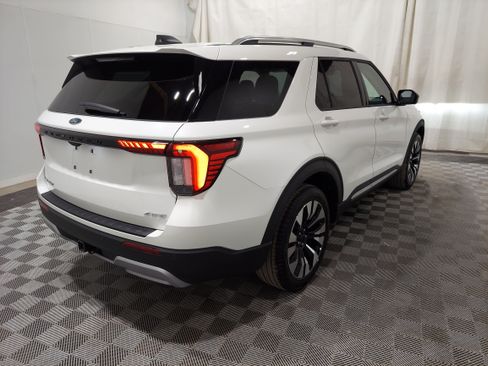 Used 2026 Ford Explorer Platinum w/ LUX Leather Package AWD/4WD image 3