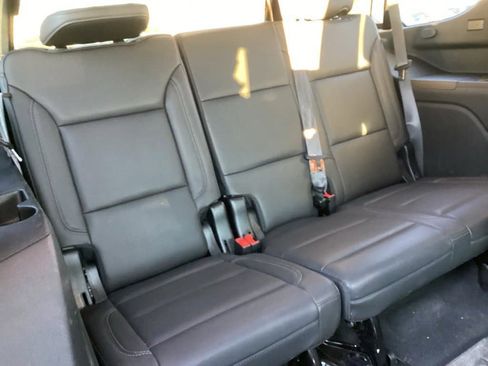 Used 2024 Chevrolet Tahoe LT w/ Luxury Package image 6