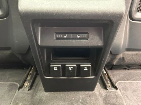 Used 2018 Land Rover Discovery Sport HSE image 43