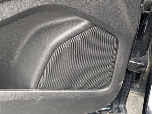 Used 2017 Ford Edge Titanium FWD image 15