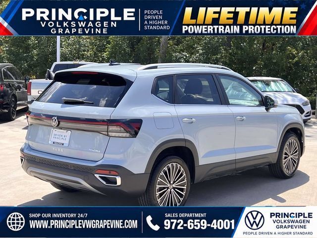 New 2027 Volkswagen Taos SE FWD image 9