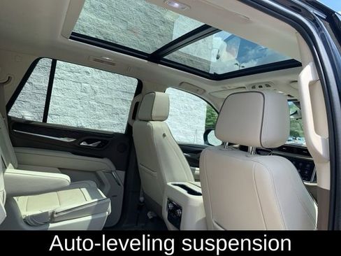 Used 2021 GMC Yukon Denali w/ Denali Premium Package image 22