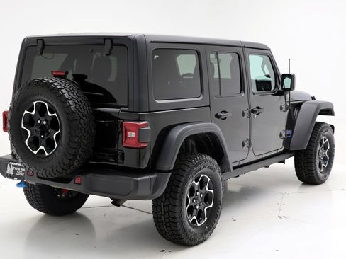 Used 2023 Jeep Wrangler Unlimited Rubicon 4xe w/ Cold Weather Group AWD/4WD image 9
