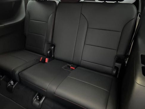 New 2026 Chevrolet Traverse Z71 w/ Enhanced Driving Package image 13