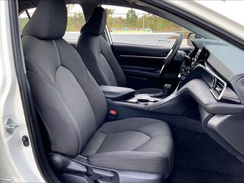 Certified 2024 Toyota Camry LE image 9