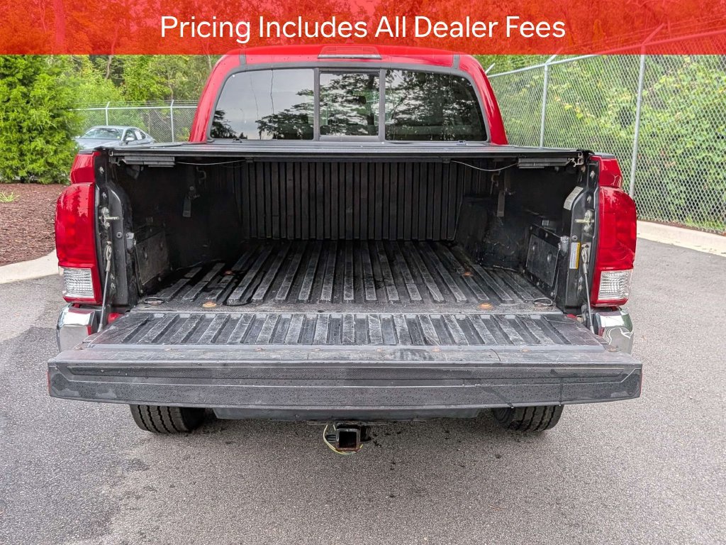Used 2016 Toyota Tacoma SR5 RWD image 14
