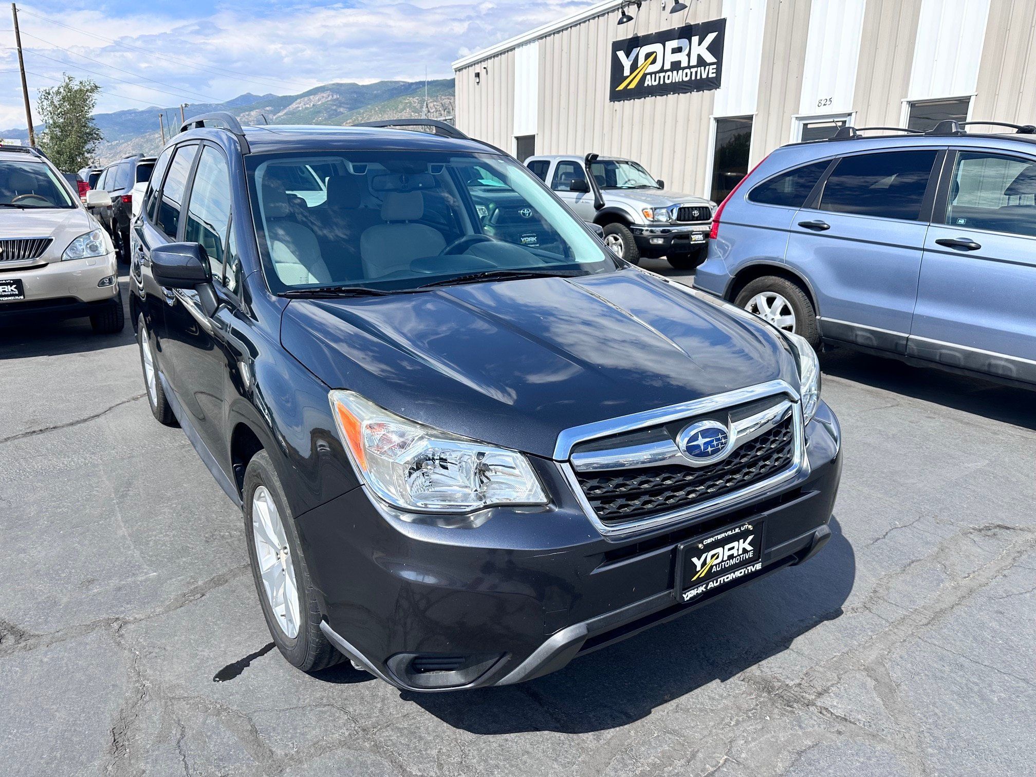 Used 2015 Subaru Forester 2.5i Premium AWD/4WD image 1
