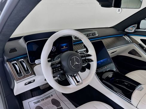 Used 2025 Mercedes-Benz S 63 AMG S image 10