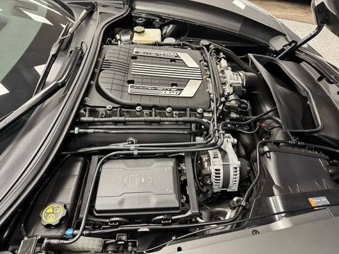 Used 2015 Chevrolet Corvette Z06 w/ 2LZ Preferred Equipment Group RWD image 21