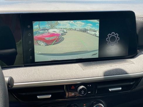 Certified 2025 Nissan Kicks SV AWD/4WD image 21