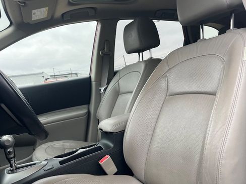 Used 2011 Nissan Rogue SV w/ SL Pkg image 7
