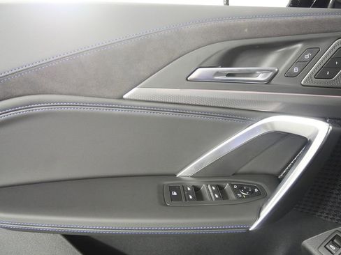 Used 2026 BMW X1 xDrive28i w/ Technology Package image 8