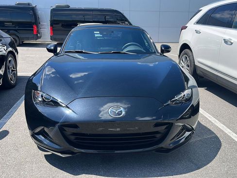 Used 2022 MAZDA MX-5 Miata Grand Touring w/ Weather Package RWD image 2