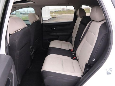 Used 2023 Honda CR-V EX image 10