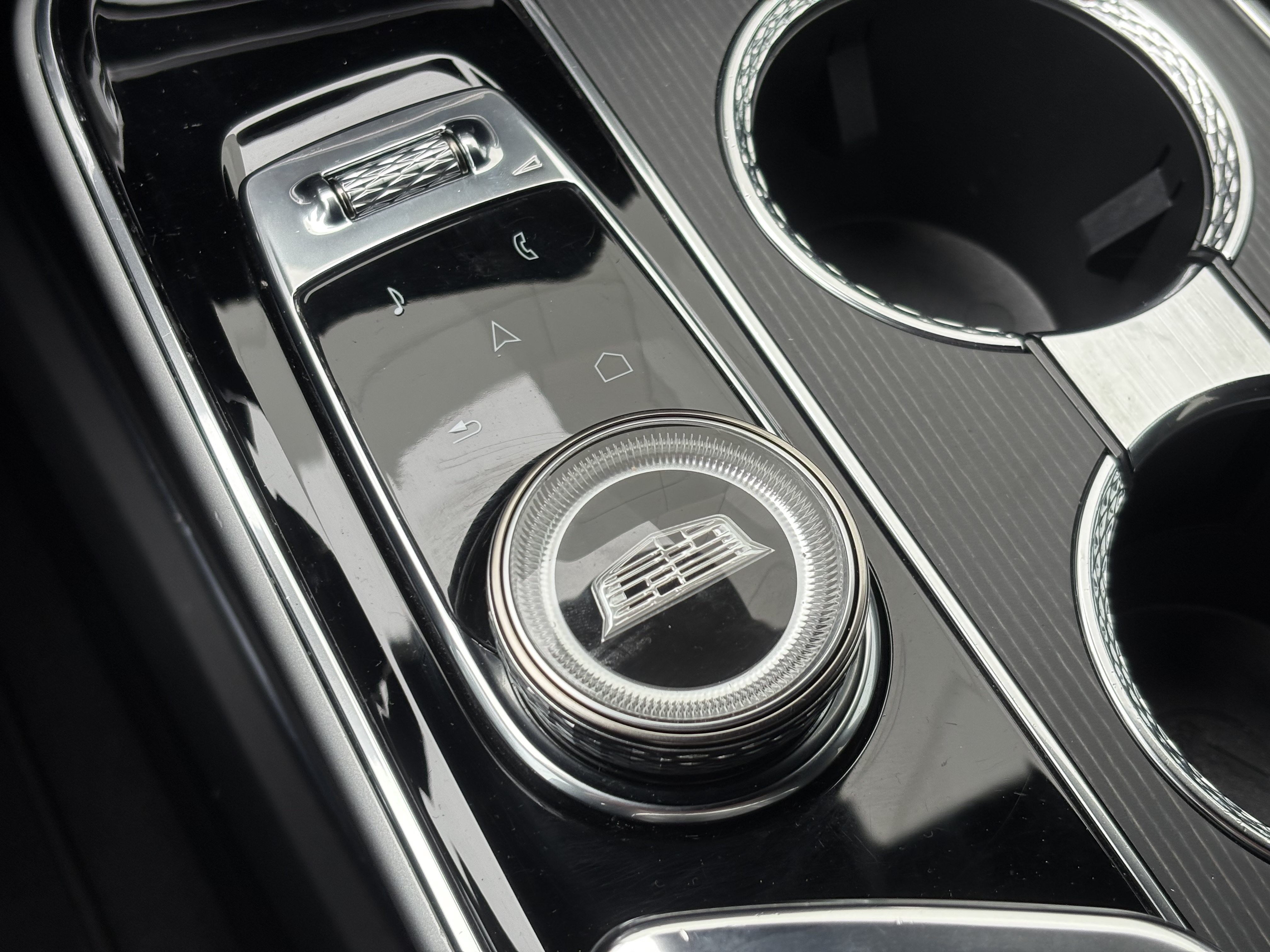 Certified 2024 Cadillac Lyriq Sport AWD/4WD image 28