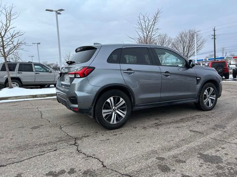 Used 2023 Mitsubishi Outlander Sport ES image 16