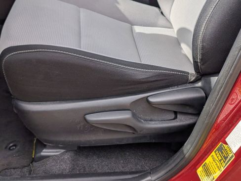 Used 2017 Toyota RAV4 XLE image 11