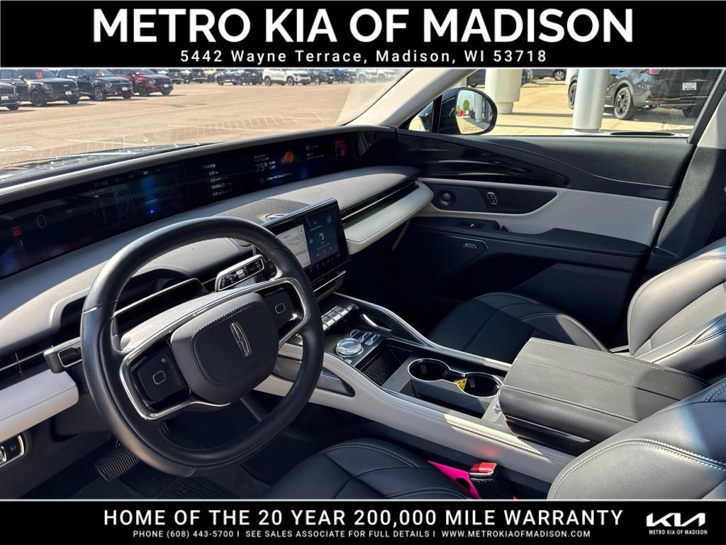 Used 2024 Lincoln Nautilus Premier w/ Equipment Group 102A AWD/4WD image 14
