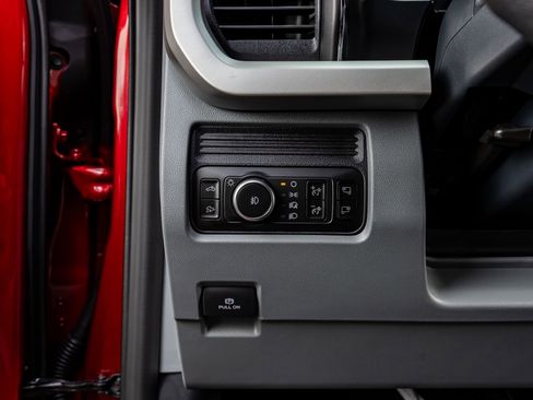 Used 2026 Ford F250 XLT w/ XLT Premium Package image 22