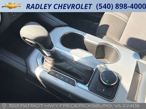 Certified 2025 Chevrolet Blazer LT FWD image 10