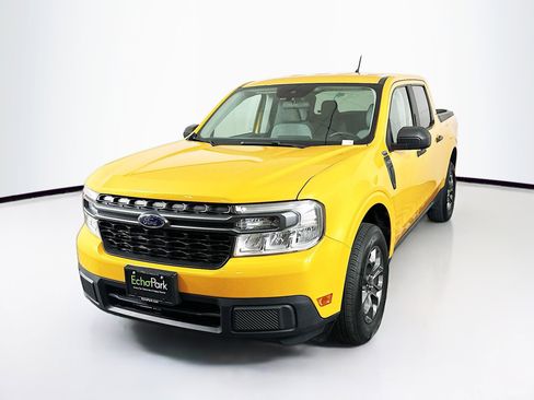 Used 2022 Ford Maverick XLT FWD image 3
