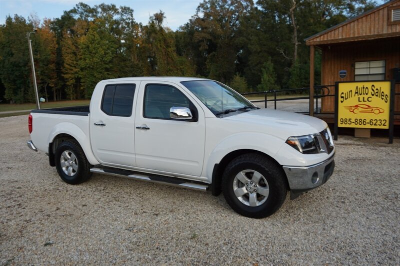 Used 2009 Nissan Frontier SE w/ SE Value Truck Pkg RWD image 27