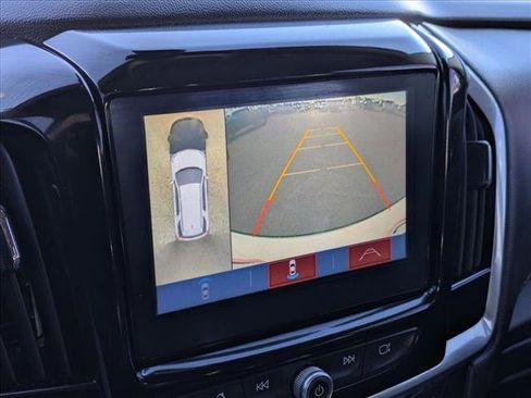 Used 2018 Chevrolet Traverse Premier w/ Driver Confidence II Package image 14