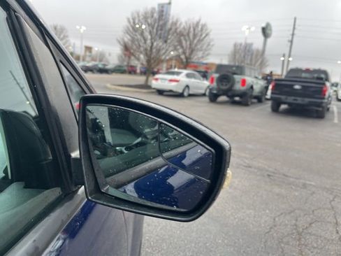 Certified 2017 Ford C-MAX SE image 7