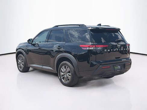 Used 2025 Nissan Pathfinder SV AWD/4WD image 5