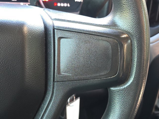 Used 2022 Chevrolet Silverado 2500 Custom w/ Custom Value Package AWD/4WD image 21